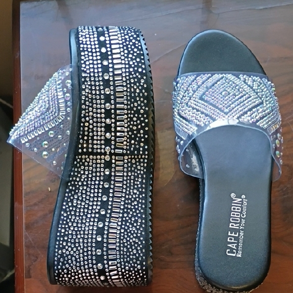Embellished Black Platform Slide Sandals with Rhinestones - Picture 4 of 8